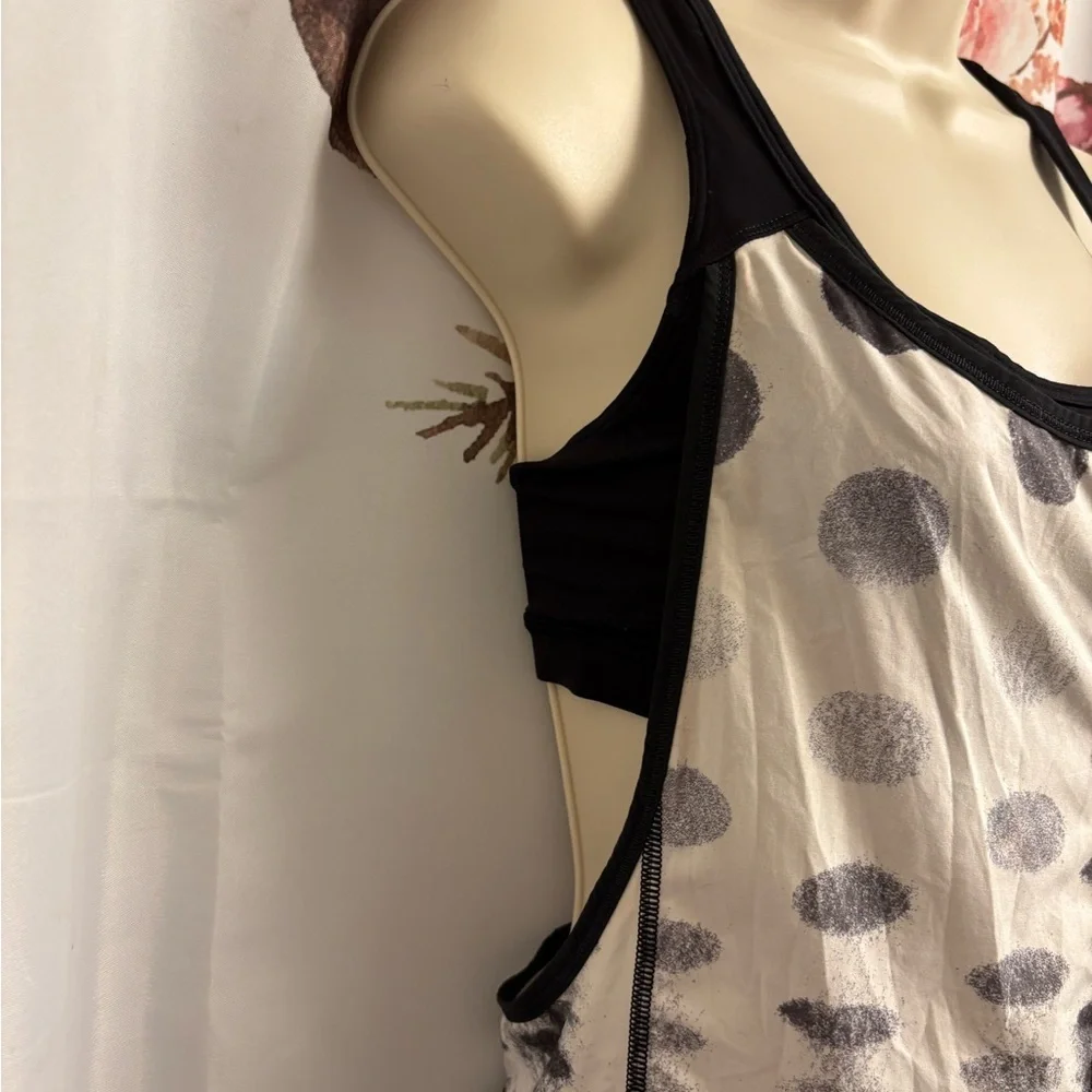 Black and White Polka Dot Tank Top - Picture 3 of 6